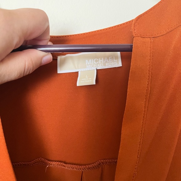 Burgundy orange 🍊 - Picture 2 of 4